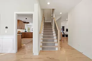 8552 Misty Woods Cir, Powell, OH 43065 - Photo 10