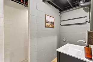 216 N Hayes St, Bellefontaine, OH 43311 - Photo 28