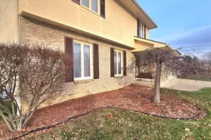 6273 Mound View Pl, Grove City, OH 43123 - Photo 4