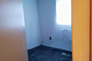 415 Florence St, Washington Court House, OH 43160 - Photo 6