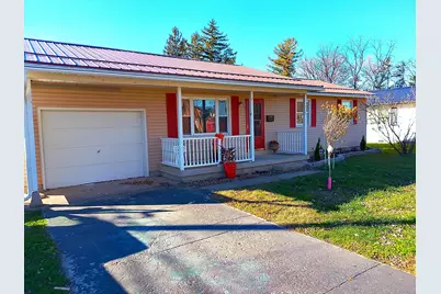 415 Florence Street, Washington Court House, OH 43160 - Photo 1