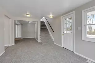 300 Loxley Dr, Columbus, OH 43207 - Photo 10