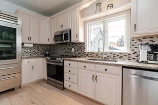 186 E Sycamore St, Columbus, OH 43206 - Photo 16