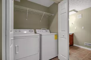 2230 Seton Dr, Lewis Center, OH 43035 - Photo 20