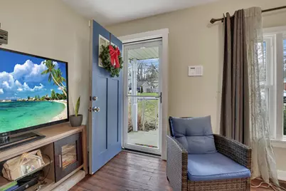 738 N Buena Vista Street, Newark, OH 43055 - Photo 12