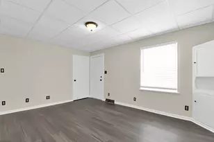 849 Ruby Ave, Columbus, OH 43227 - Photo 2