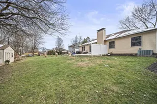 8228 Kingsley Dr, Reynoldsburg, OH 43068 - Photo 86