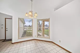 8228 Kingsley Dr, Reynoldsburg, OH 43068 - Photo 18