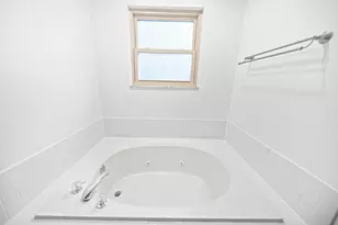 8228 Kingsley Dr, Reynoldsburg, OH 43068 - Photo 56