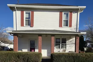 130 N State St, Frazeysburg, OH 43822 - Photo 1