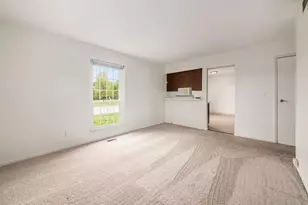 5841 Forest Hills Blvd, Columbus, OH 43231 - Photo 18