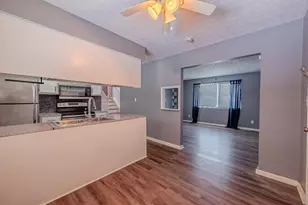 2706 Maywood Rd, Columbus, OH 43232 - Photo 8