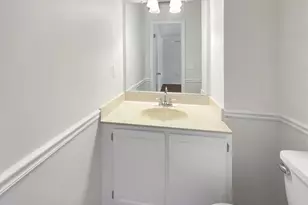 1947 Rockdale Dr, Columbus, OH 43229 - Photo 14