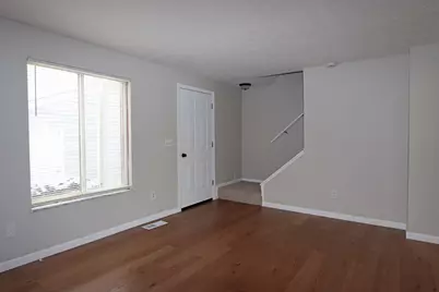 5740 Vestry Court, Galloway, OH 43119 - Photo 4