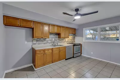 1945 Riverdale Road, Columbus, OH 43232 - Photo 8