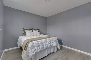 1945 Riverdale Rd, Columbus, OH 43232 - Photo 10