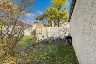 2951 Cranston Dr, Dublin, OH 43017 - Photo 4