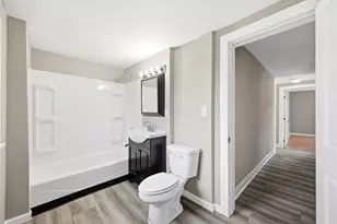 2480 Parkwood Ave, Columbus, OH 43211 - Photo 24