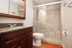 3246 Summerdale Ln, Columbus, OH 43221 - Photo 10