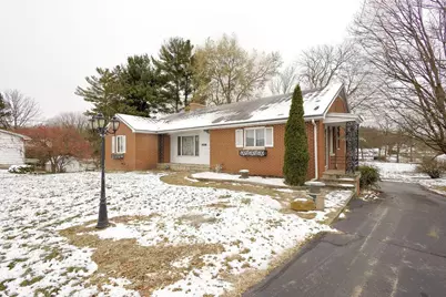 802 Coshocton Avenue, Mount Vernon, OH 43050 - Photo 1