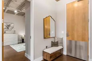 199 S 5th St, Columbus, OH 43215 - Photo 8