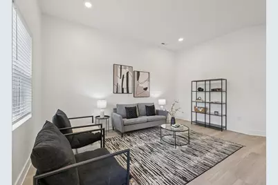 92 E Innis Avenue, Columbus, OH 43207 - Photo 8