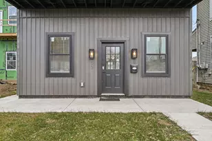 92 E Innis Ave, Columbus, OH 43207 - Photo 2