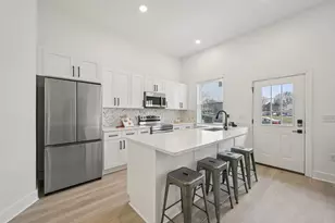 92 E Innis Ave, Columbus, OH 43207 - Photo 18