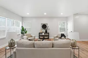 2618 Clybourne Rd, Columbus, OH 43231 - Photo 14