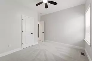 2618 Clybourne Rd, Columbus, OH 43231 - Photo 32