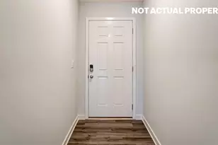 147 Brookside Dr, Jeffersonville, OH 43128 - Photo 2