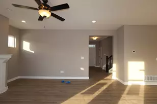 301 Reign Way, Pataskala, OH 43062 - Photo 6