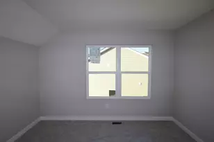 284 Olympic Loop, Commercial Point, OH 43116 - Photo 12