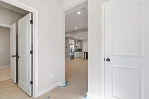 4541 Corsican Loop E, Hilliard, OH 43026 - Photo 12