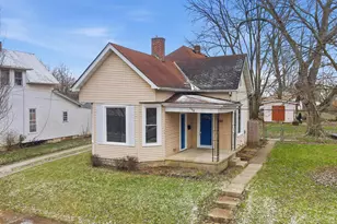 200 Washington Ave, London, OH 43140 - Photo 1