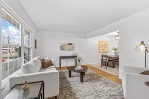 1929 Holly Ridge Rd, Columbus, OH 43219 - Photo 4