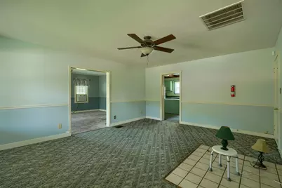 61823 Us-50, McArthur, OH 45651 - Photo 10