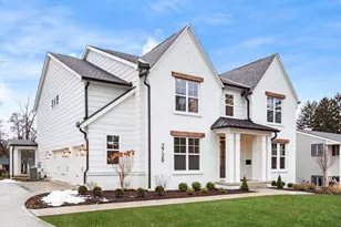 2729 Eastcleft Dr, Upper Arlington, OH 43221 - Photo 2