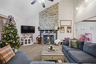 539 Scioto Meadows Blvd, Grove City, OH 43123 - Photo 8