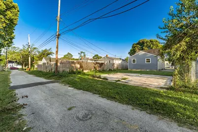 2247 Safford Avenue, Columbus, OH 43223 - Photo 28