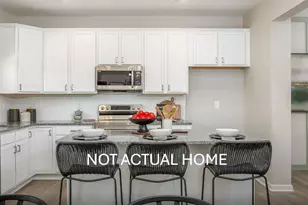 2697 Meigs Dr, Columbus, OH 43207 - Photo 6