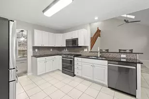 397 Abbotsbury Dr, Westerville, OH 43082 - Photo 10