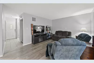 1258 Woodbrook Circle W #199, Columbus, OH 43223 - Photo 20