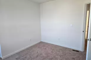 2693 Meigs Dr, Columbus, OH 43207 - Photo 14