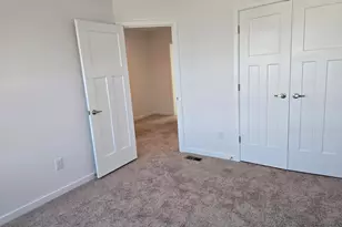 2693 Meigs Dr, Columbus, OH 43207 - Photo 18