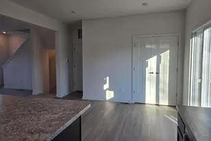 2685 Meigs Dr, Columbus, OH 43207 - Photo 14