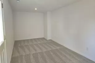 2681 Meigs Dr, Columbus, OH 43207 - Photo 2