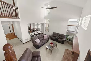 3664 Grimes Dr, Columbus, OH 43204 - Photo 22