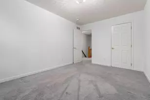 8133 Worthington Crsg Dr, Westerville, OH 43081 - Photo 24