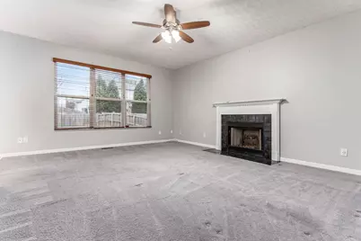 8133 Worthington Crsg Drive, Westerville, OH 43081 - Photo 12